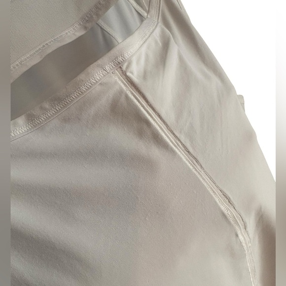 Lululemon Sculpt Tank White‎ - Picture 6 of 13